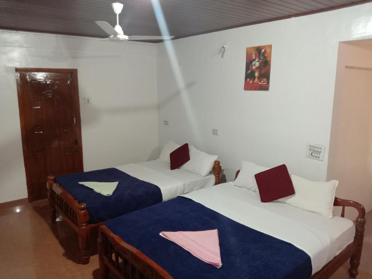 Shivalaya Homestay, Madikeri Siddapura  Ngoại thất bức ảnh