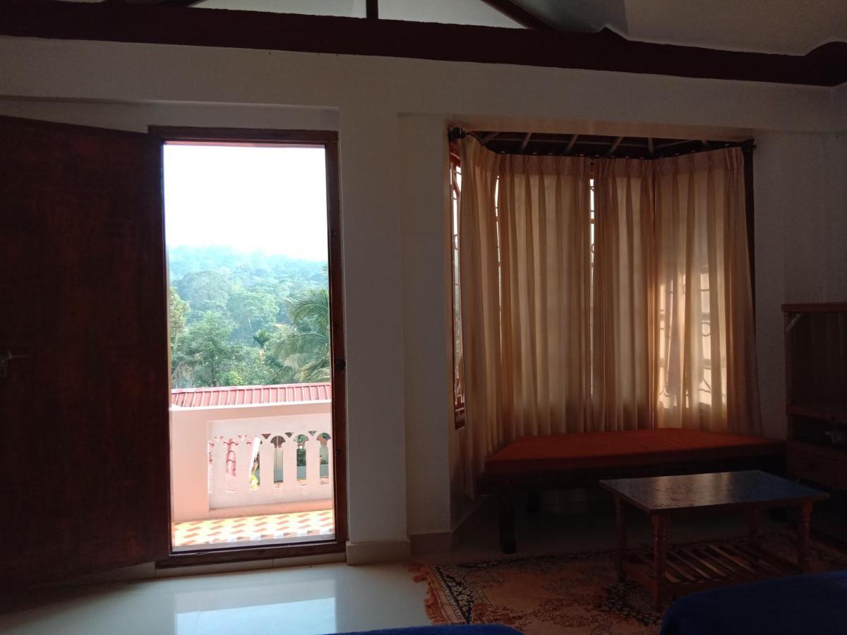Shivalaya Homestay, Madikeri Siddapura  Ngoại thất bức ảnh