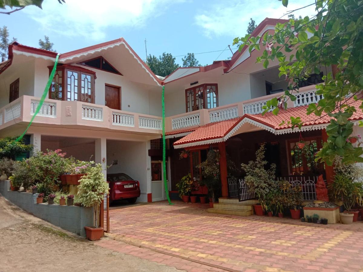 Shivalaya Homestay, Madikeri Siddapura  Ngoại thất bức ảnh