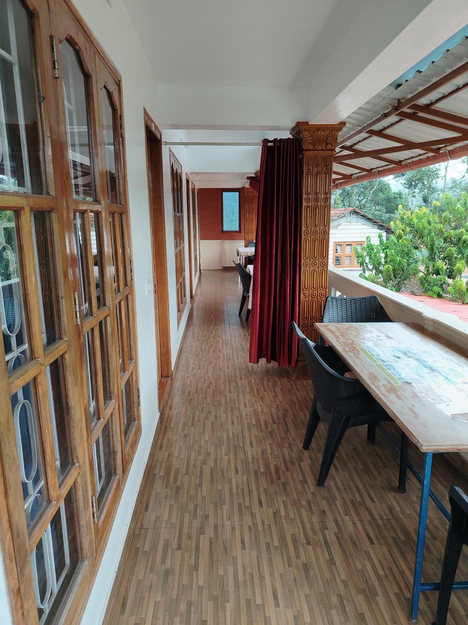 Shivalaya Homestay, Madikeri Siddapura  Ngoại thất bức ảnh