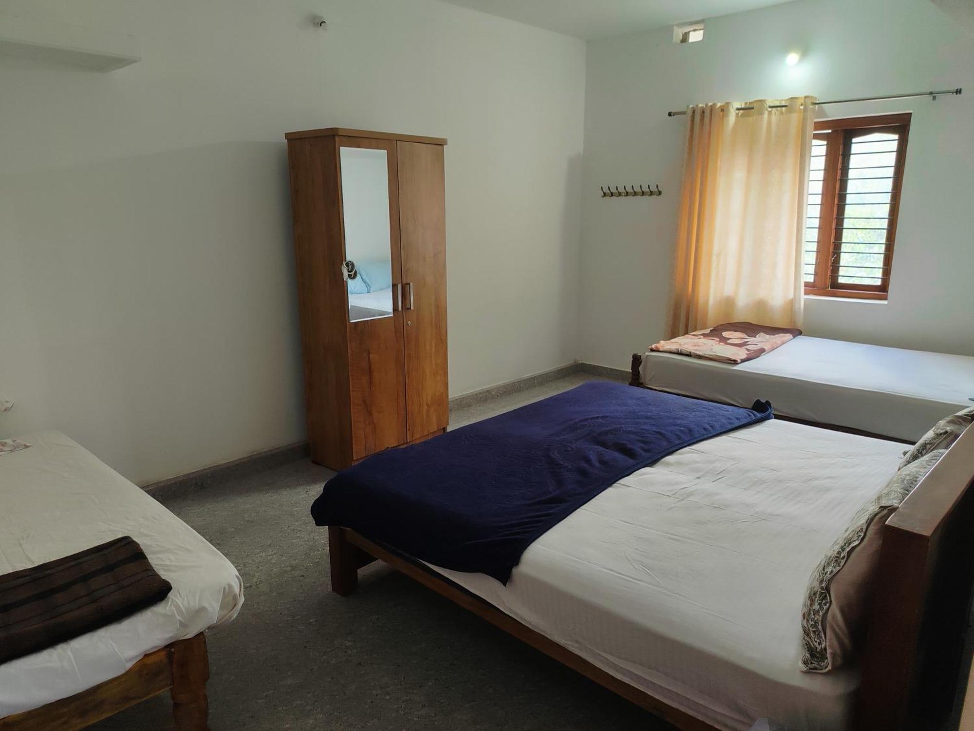 Shivalaya Homestay, Madikeri Siddapura  Ngoại thất bức ảnh